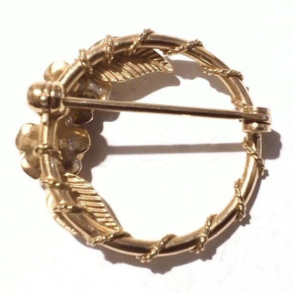 Vintage Gold Tone Rose Accented Mid Century Circle Pin Brooch - Picture 5 of 5